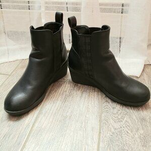 Muk Luks Oxford wedge ankle booties 6.5 black